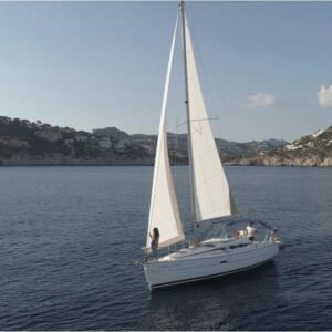 BOAT WITH CAPITAN VELERO<h3> Price from: 690€ per boat</h3>
