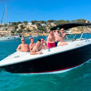 EL BLADE BOAT EXPERIENCE<h3> Price from: 700€ per boat</h3>